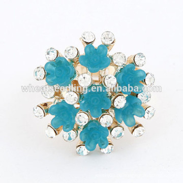 Vogue Stil kleine Blume Ring lustige Verlobungsringe